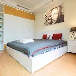 Diptyque Housing-Green Jacuzzi-Laundry-Hanoi City Tour