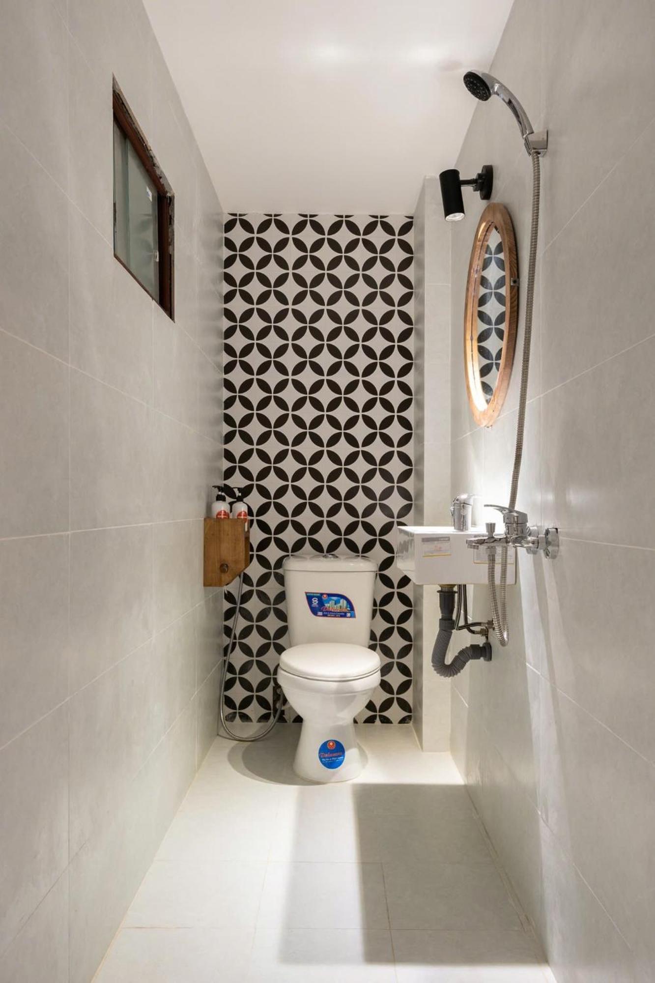 Diptyque Housing-Green Jacuzzi-Laundry-Hanoi City Tour * Hanoi