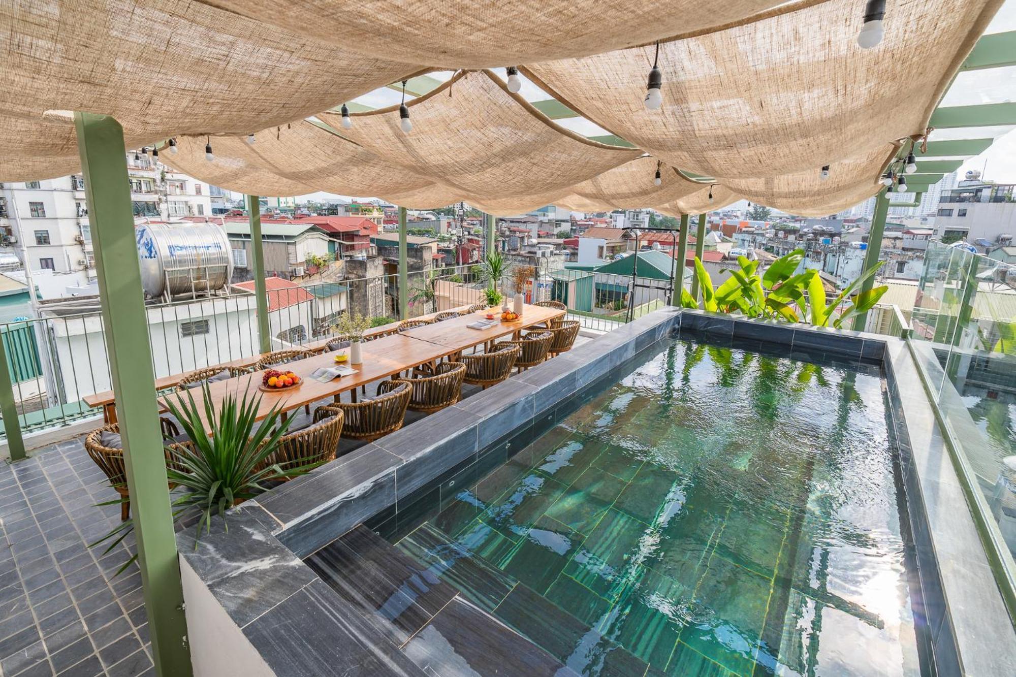 Diptyque Housing-Green Jacuzzi-Laundry-Hanoi City Tour *