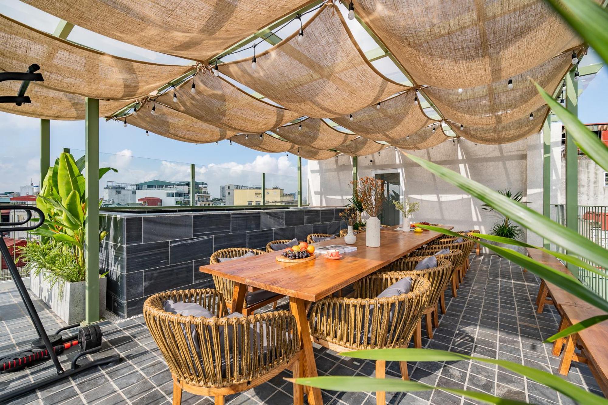 Diptyque Housing-Green Jacuzzi-Laundry-Hanoi City Tour * Hanoi